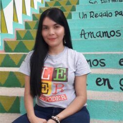 equipo_0000_15-Monica-min equipo_0000_15-Monica-min